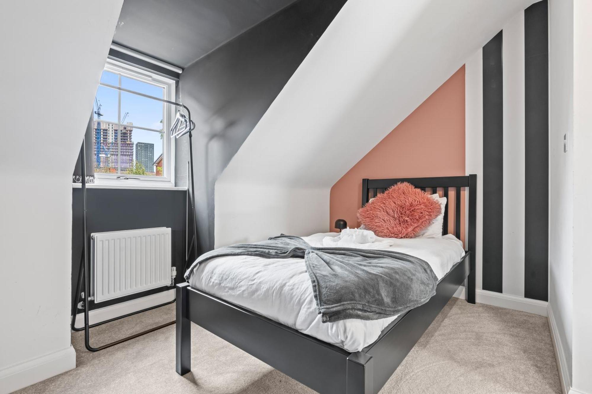 Lotus Haus - Wellington Homes - With Off Road Parking Birmingham Extérieur photo
